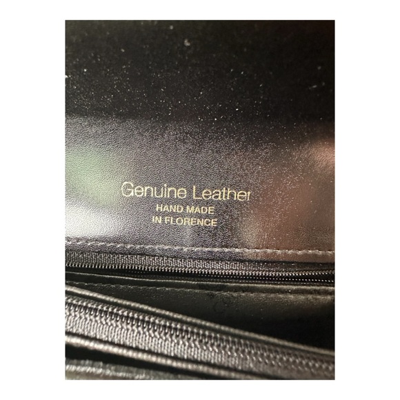 SIMONE Black Leather Slim Crossbody Bag with Gold Hardware - Picture 4 of 5